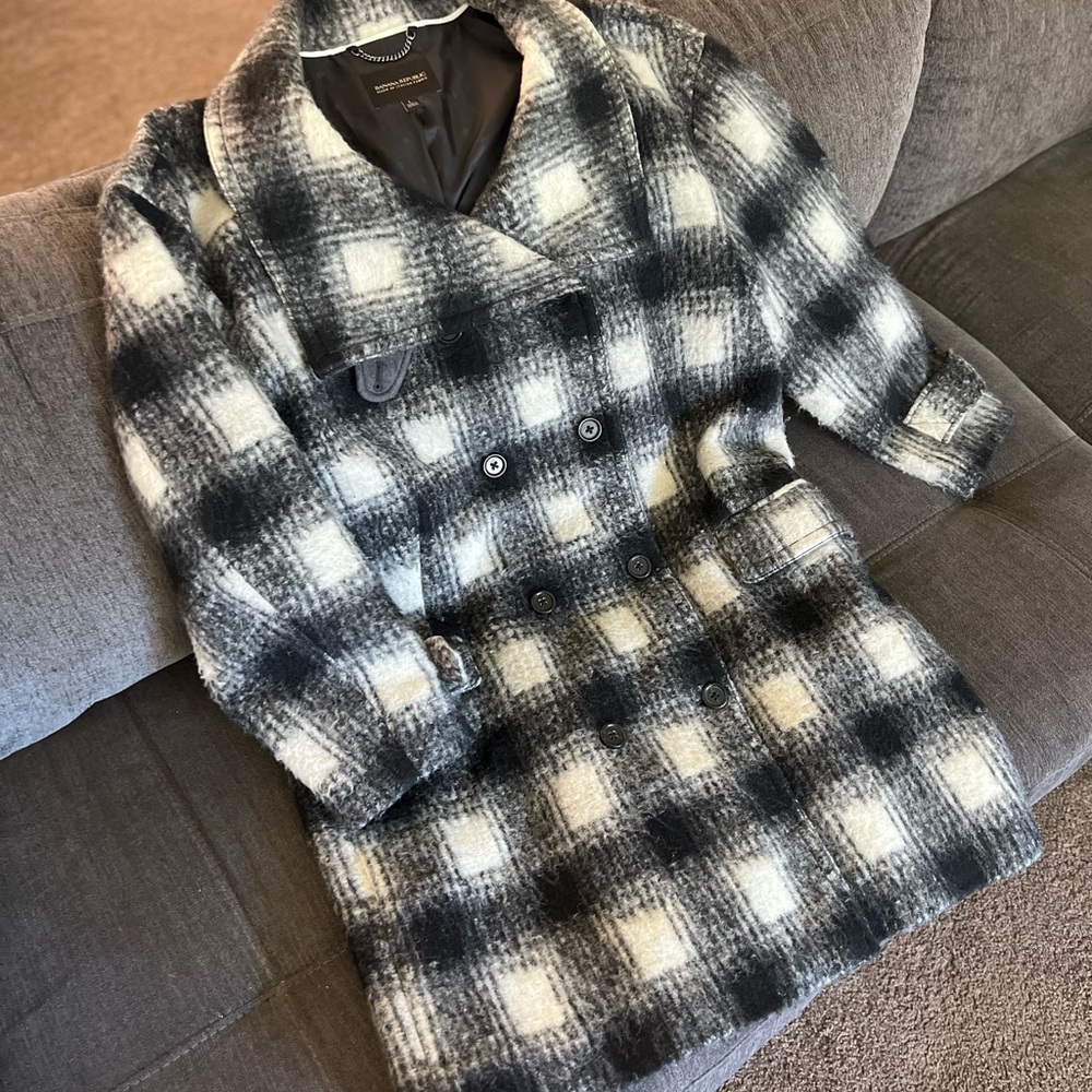 White House Black Market | Buffalo Check Teddy Coat- Women’s L